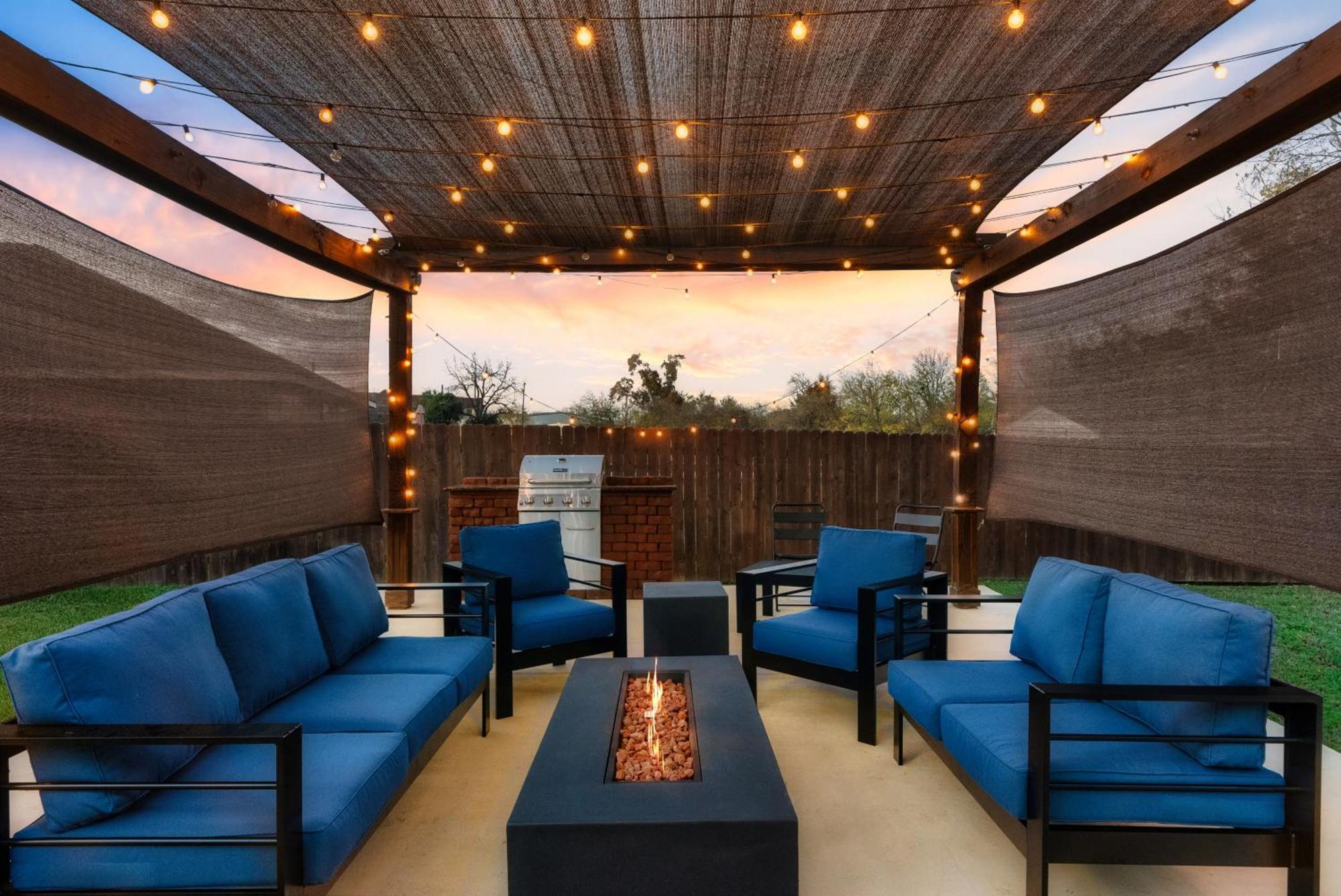 Stunning Family Home With Pool & Hot Tub - Sleeps 17 フラッガービル エクステリア 写真