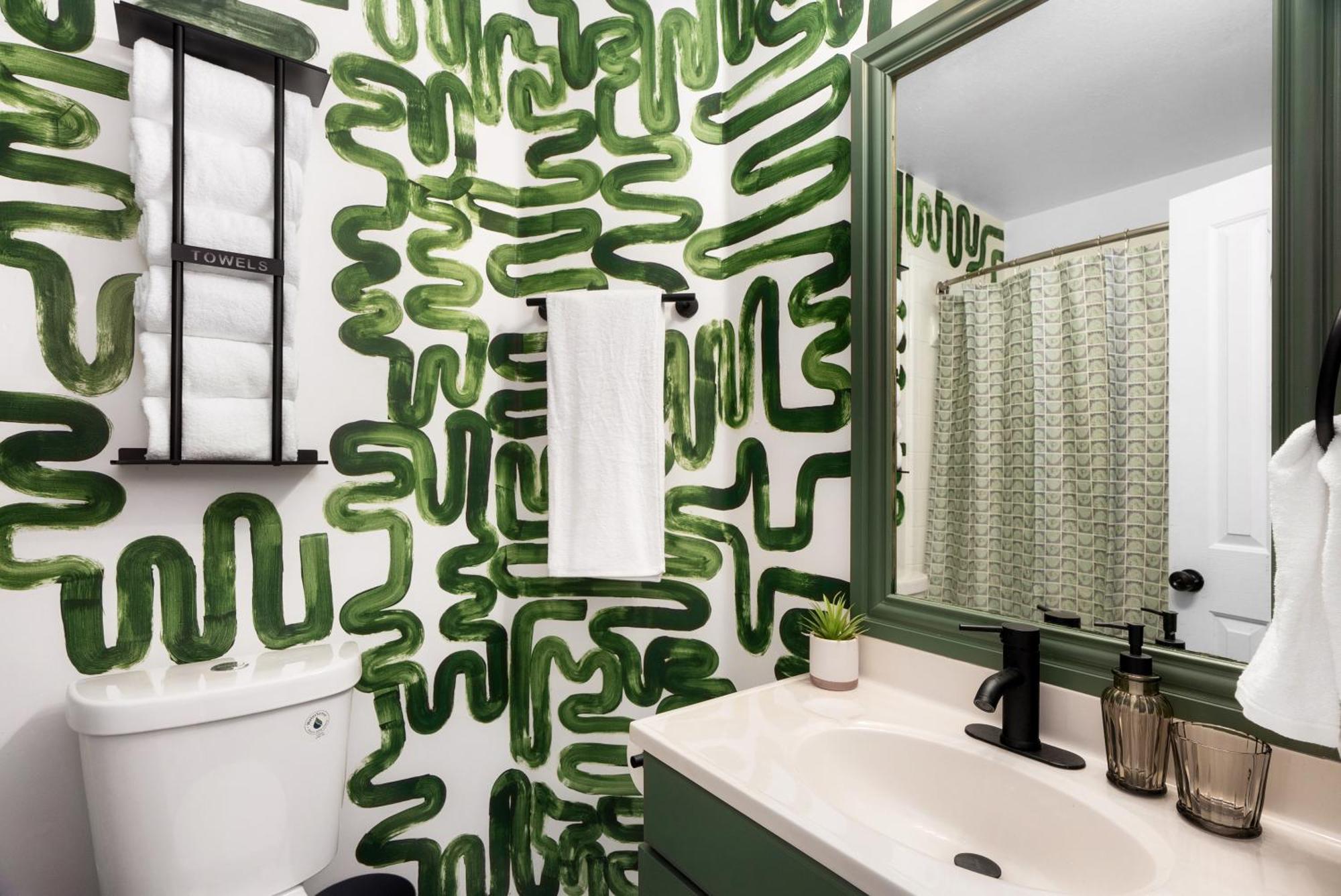 Stunning Family Home With Pool & Hot Tub - Sleeps 17 フラッガービル エクステリア 写真